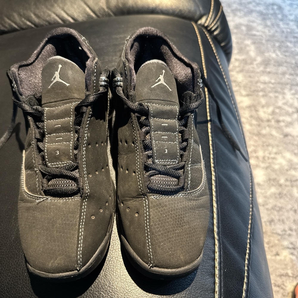 Jordan Black Sneakers